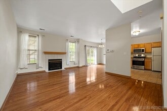 2707 McClennan Ct in Naperville, IL - Building Photo - Building Photo