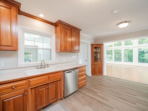 3204 Manor Ridge Dr in Raleigh, NC - Building Photo - Building Photo