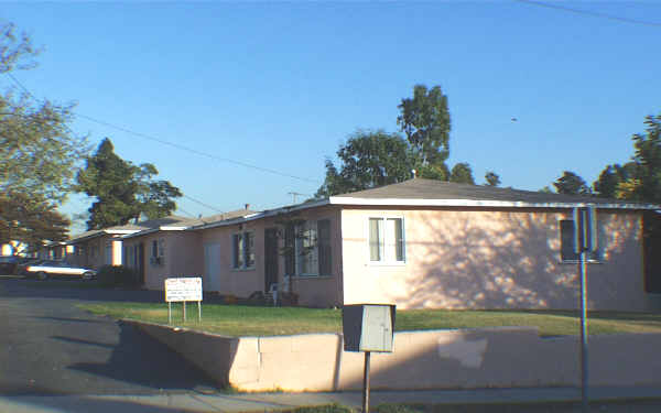 388 Pomelo Ave in Monterey Park, CA - Building Photo