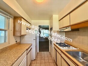 4715 Bowser Ave in Fort Wayne, IN - Building Photo - Building Photo