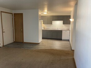 1707 Western Ave, Unit 6 in Green Bay, WI - Foto de edificio - Building Photo