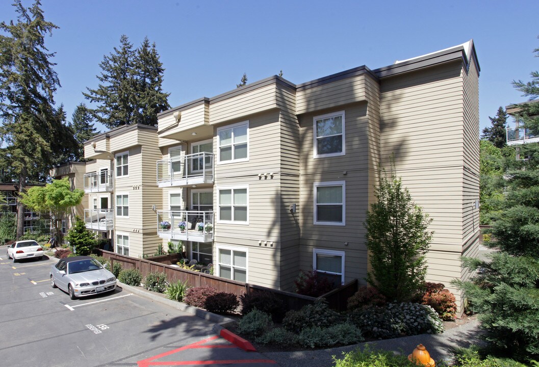 Sequoyah Condominiums in Edmonds, WA - Foto de edificio