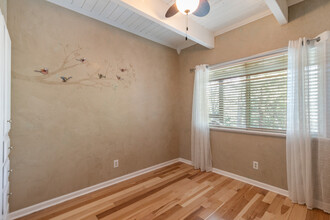 817 Nadelhorn Dr in Lake Arrowhead, CA - Building Photo - Building Photo