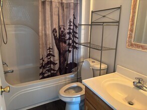 845 Modena Rd in Decherd, TN - Building Photo - Building Photo