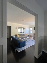 4927 Forman Ave in North Hollywood, CA - Building Photo - Building Photo