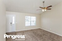 129 Cherry Laurel Dr photo'