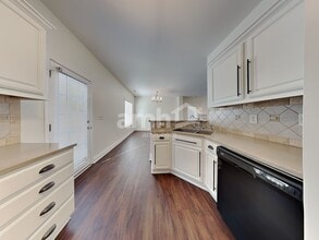 12424 Winget Rd in Charlotte, NC - Building Photo - Building Photo