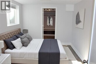 238 Sanatorium Rd in Hamilton, ON - Building Photo - Building Photo