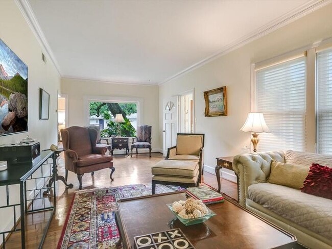property at 518 Cliff Dr