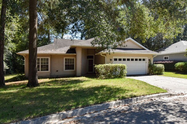 4517 NW 37th Terrace in Gainesville, FL - Building Photo - Building Photo