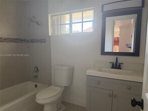 10937 SW 138th Pl in Miami, FL - Building Photo - Building Photo