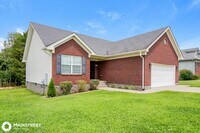 108 Crystal View Court in Mount Washington, KY - Building Photo - Building Photo