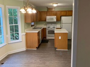 3212 Peachford Ln in Raleigh, NC - Building Photo - Building Photo