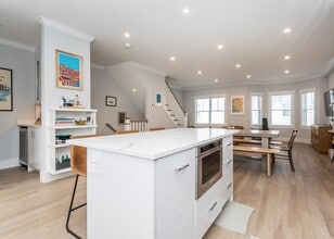 29 Cherry St in Waltham, MA - Building Photo - Building Photo