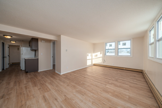 808 S Main Ave, Unit 103 in Colton, SD - Building Photo - Building Photo
