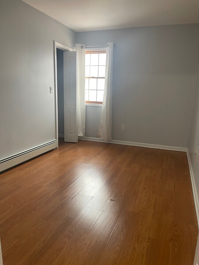 13024 124th St in South Ozone Park, NY - Building Photo - Building Photo
