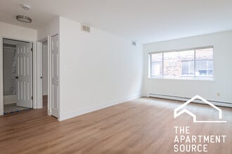 544 W Melrose St in Chicago, IL - Foto de edificio - Building Photo