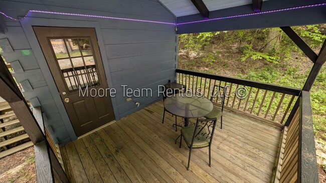 31 Cabin Row in Hendersonville, NC - Building Photo - Building Photo