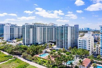 102 24th St, Unit 1012 in Miami Beach, FL - Building Photo - Building Photo
