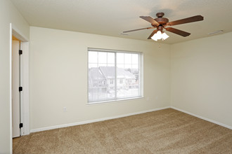 Diamond Valley Apartments in Sioux Falls, SD - Building Photo - Interior Photo