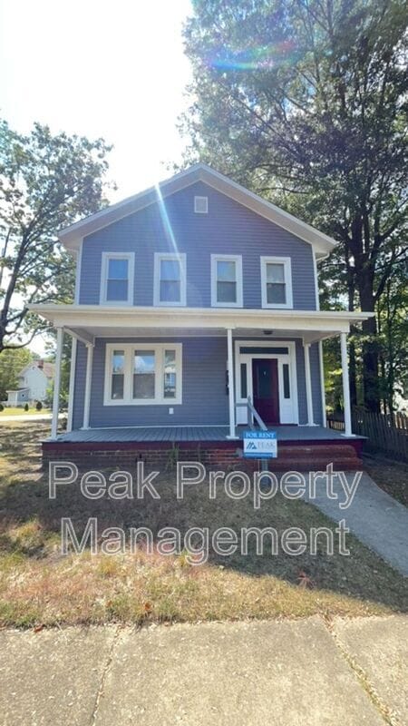 property at 2 Dundee Ave
