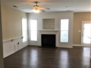 2018 Magna Ln in Indian Trail, NC - Foto de edificio - Building Photo