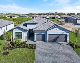 1779 Hagen Ct in Naples, FL - Building Photo