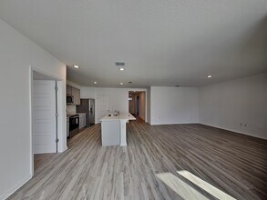 3515 Nettle Loop in Tavares, FL - Building Photo - Building Photo