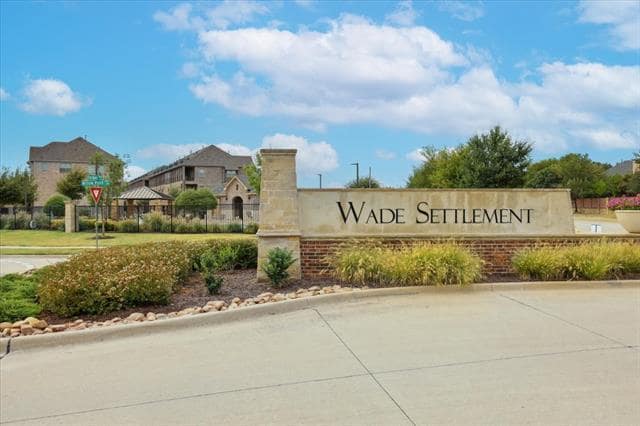 4261 Shavano Dr in Frisco, TX - Foto de edificio - Building Photo
