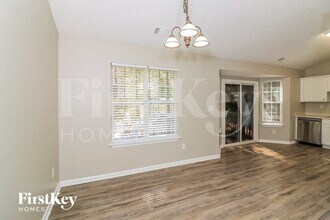 10 Easton Trce in Adairsville, GA - Foto de edificio - Building Photo