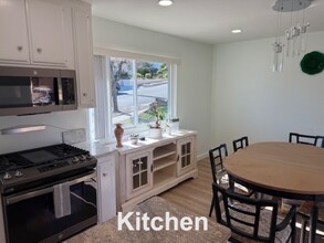 4074 Vista Calaveras St in Oceanside, CA - Building Photo - Building Photo