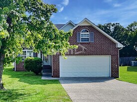 620 Creekfront Dr in Mount Juliet, TN - Building Photo