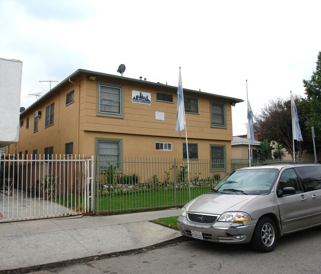 11320 Tiara St in North Hollywood, CA - Building Photo - Building Photo