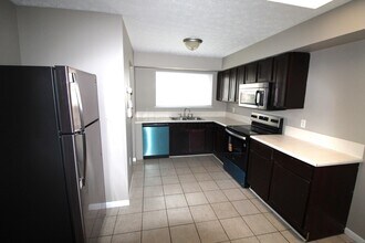 2514 Lipton Rd in Columbus, OH - Building Photo - Building Photo