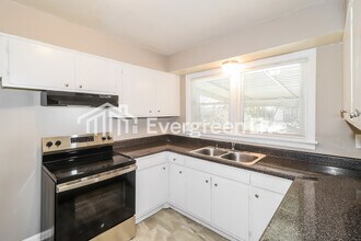 4741 Scottsdale Ave in Memphis, TN - Building Photo - Building Photo