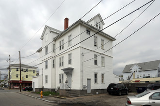 619 Central Ave in Pawtucket, RI - Building Photo - Building Photo