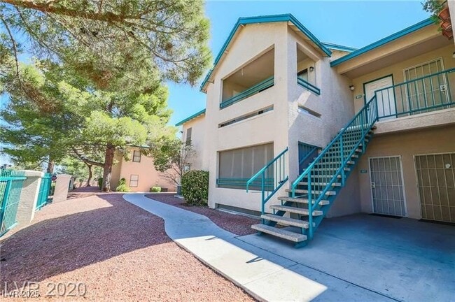 property at 5151 S Lindell Rd