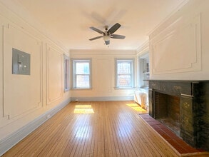 6 Bay View Ter, Unit 2 in Newburgh, NY - Foto de edificio - Building Photo