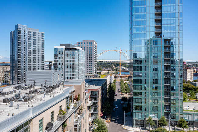 NV Apartments in Portland, OR - Building Photo - Building Photo