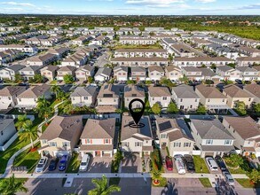 501 NE 6th Ct in Florida City, FL - Building Photo - Building Photo