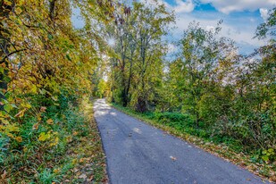 Club Meridian in Okemos, MI - Building Photo