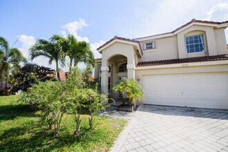 3693 Miramontes Cir in Wellington, FL - Building Photo - Building Photo