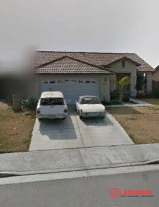 9109 Sentido Dr in Bakersfield, CA - Foto de edificio