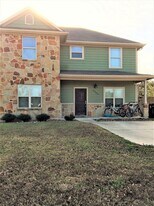 4304 Culpepper Dr in Bryan, TX - Building Photo