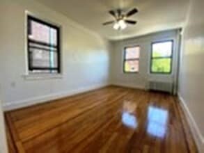 150 West End Ave, Unit 5H in Brooklyn, NY - Foto de edificio - Building Photo