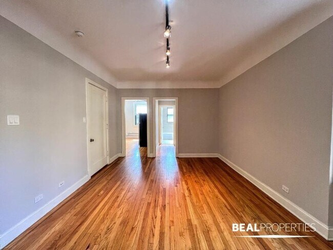 2321 N Rockwell St in Chicago, IL - Building Photo - Building Photo