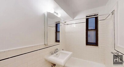 EAST 56 STREET in New York, NY - Building Photo - Building Photo