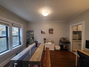 547 W Brompton Ave in Chicago, IL - Building Photo - Building Photo