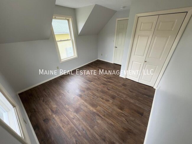 24 Call Rd in Milford, ME - Building Photo - Building Photo
