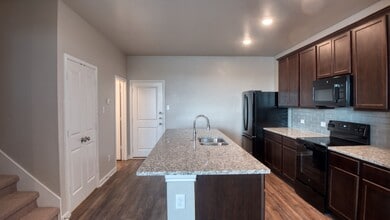 1606 Lummus Dr in Temple, TX - Building Photo - Building Photo